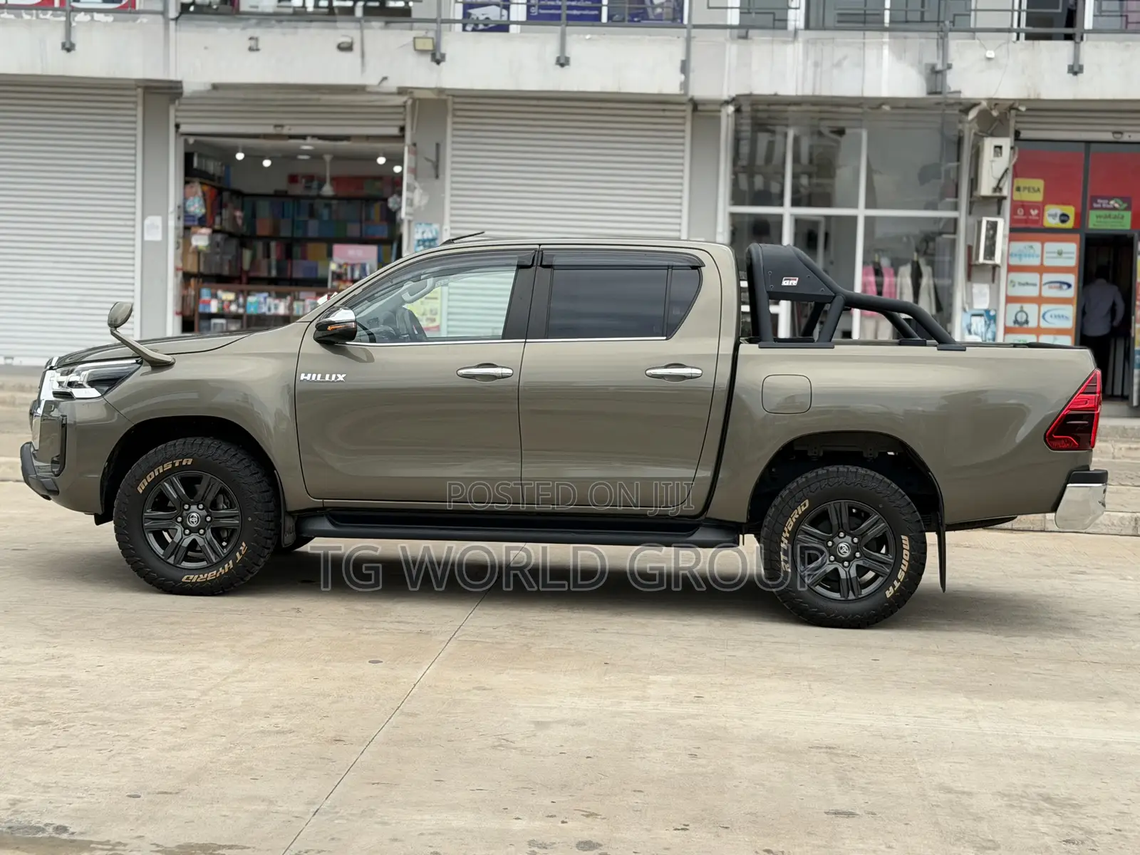 Toyota Hilux Revo Double Cab Deisel 2.4 AWD 2021 Beige