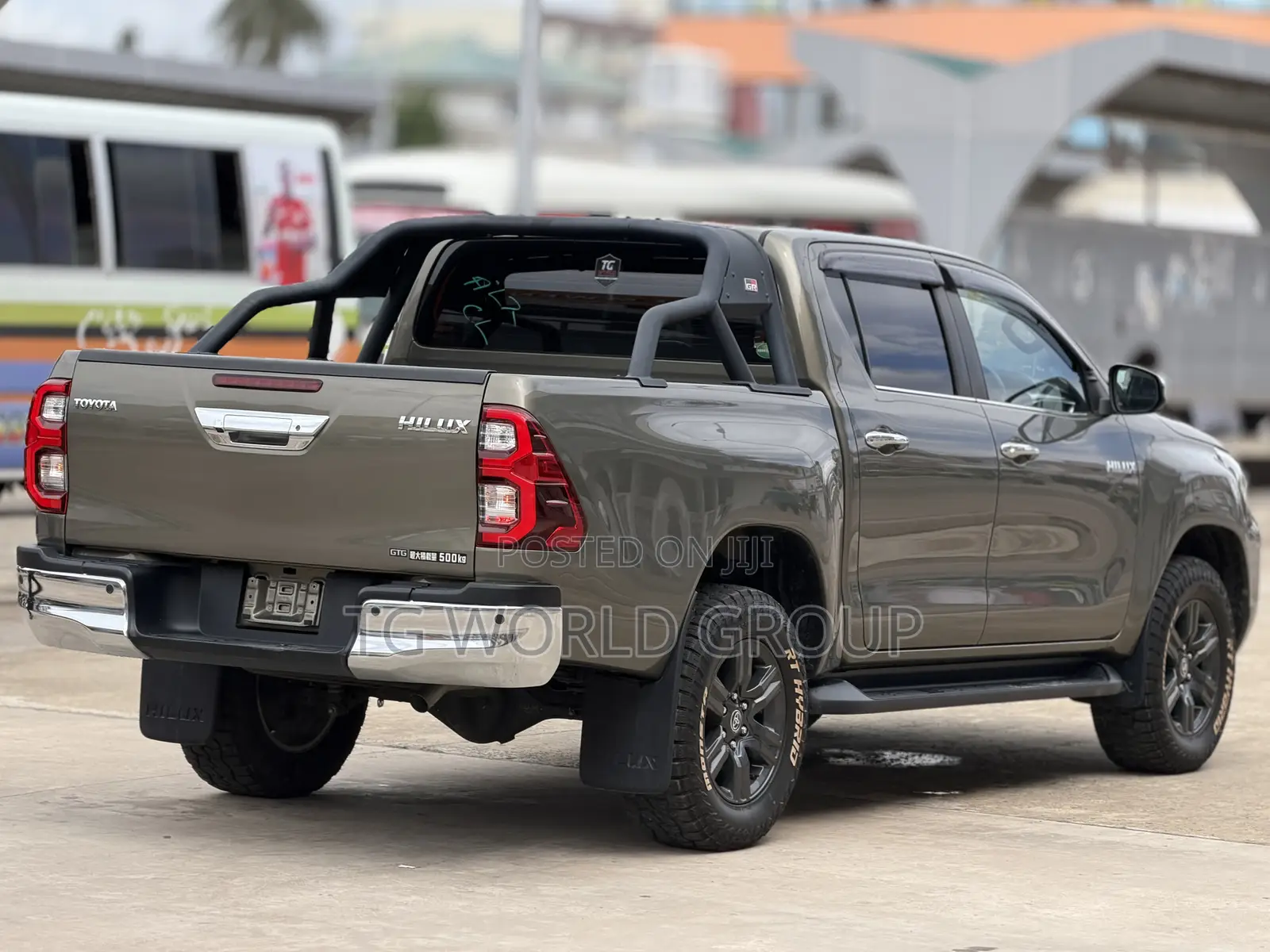 Toyota Hilux Revo Double Cab Deisel 2.4 AWD 2021 Beige