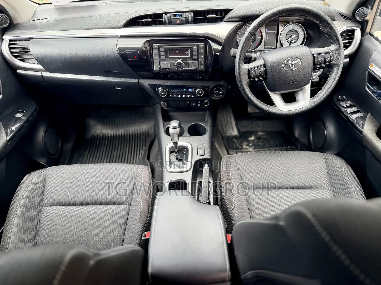 Toyota Hilux Revo Double Cab Deisel 2.4 AWD 2021 Beige