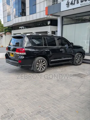 Toyota Land Cruiser 4.5 V8 TD 2019 Black