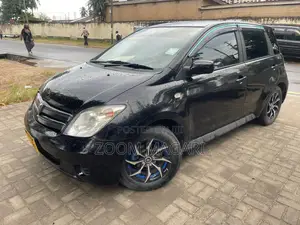 Toyota IST 2002 Black