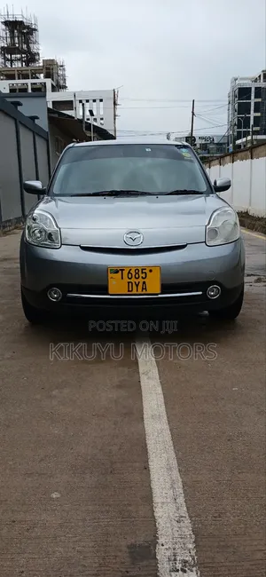 Mazda Verisa 2011 Silver