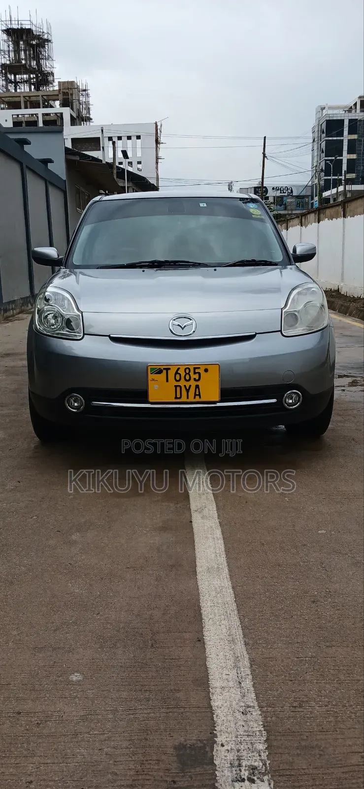 Mazda Verisa 2011 Silver