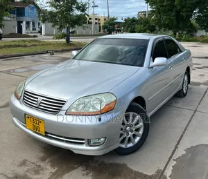 Toyota Mark II 2004 Silver