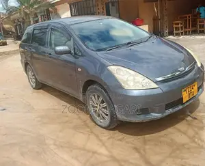 Toyota Wish 2010 Gray