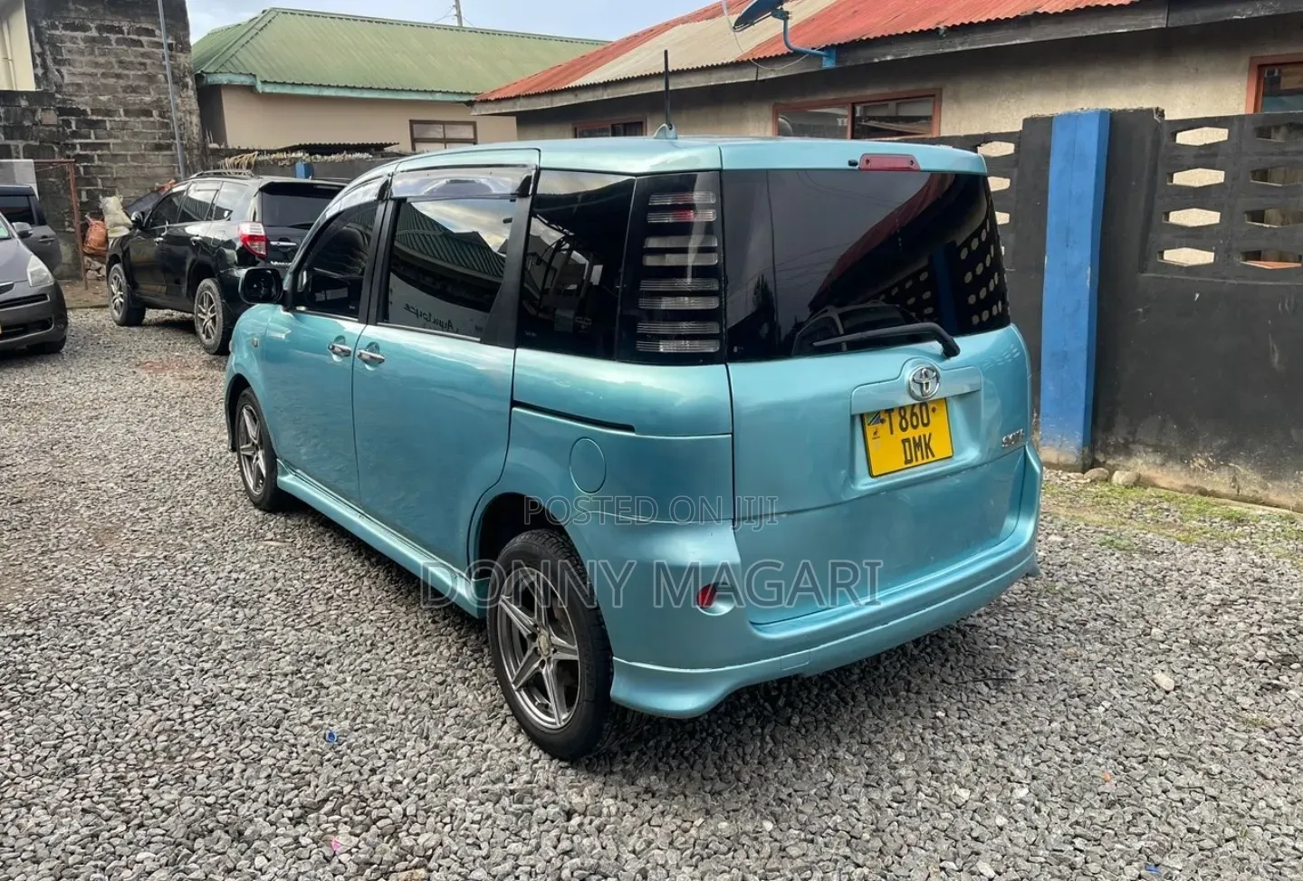 Toyota Sienta 2005 Blue