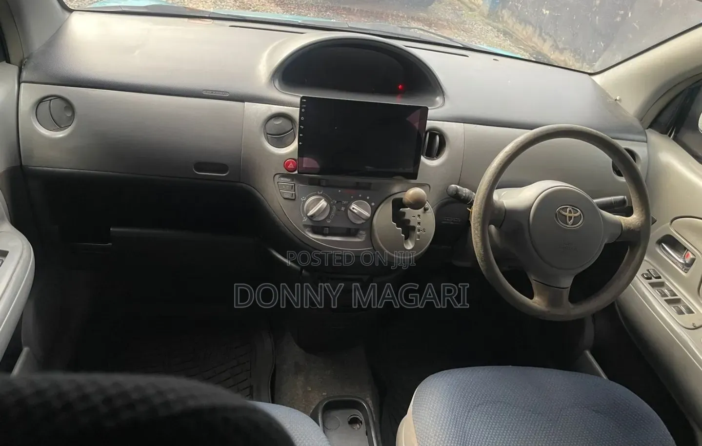 Toyota Sienta 2005 Blue