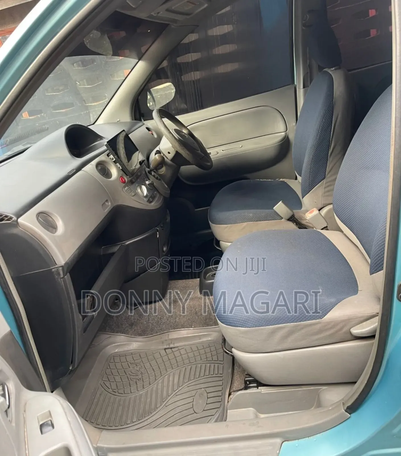 Toyota Sienta 2005 Blue