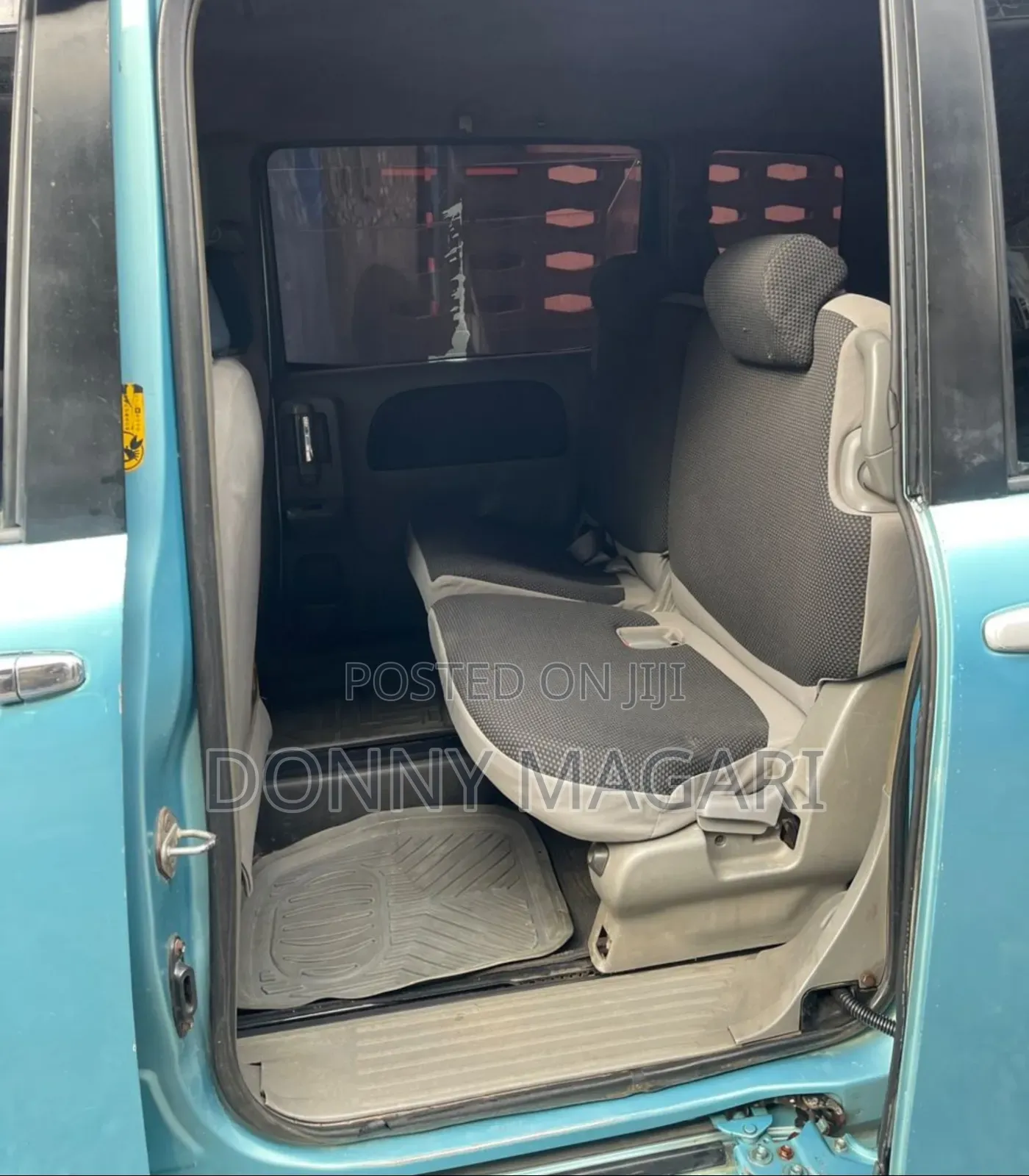 Toyota Sienta 2005 Blue