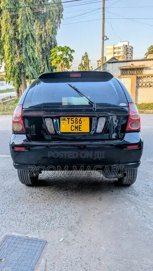 Toyota Nadia 2002 Black