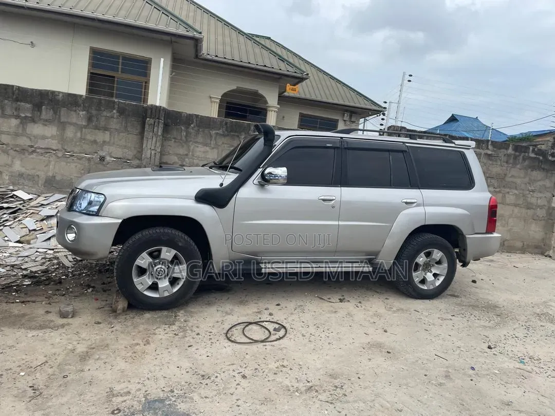 Nissan Patrol 3.0 TD GL 2009 Silver