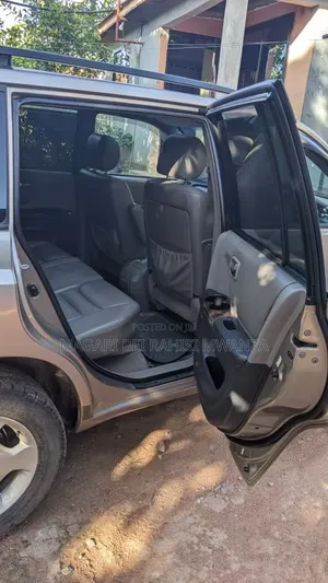 Toyota Kluger 2005 Gold
