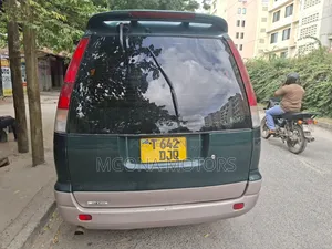 Toyota Noah 2.0 AWD (8 Seater) 2005 Green
