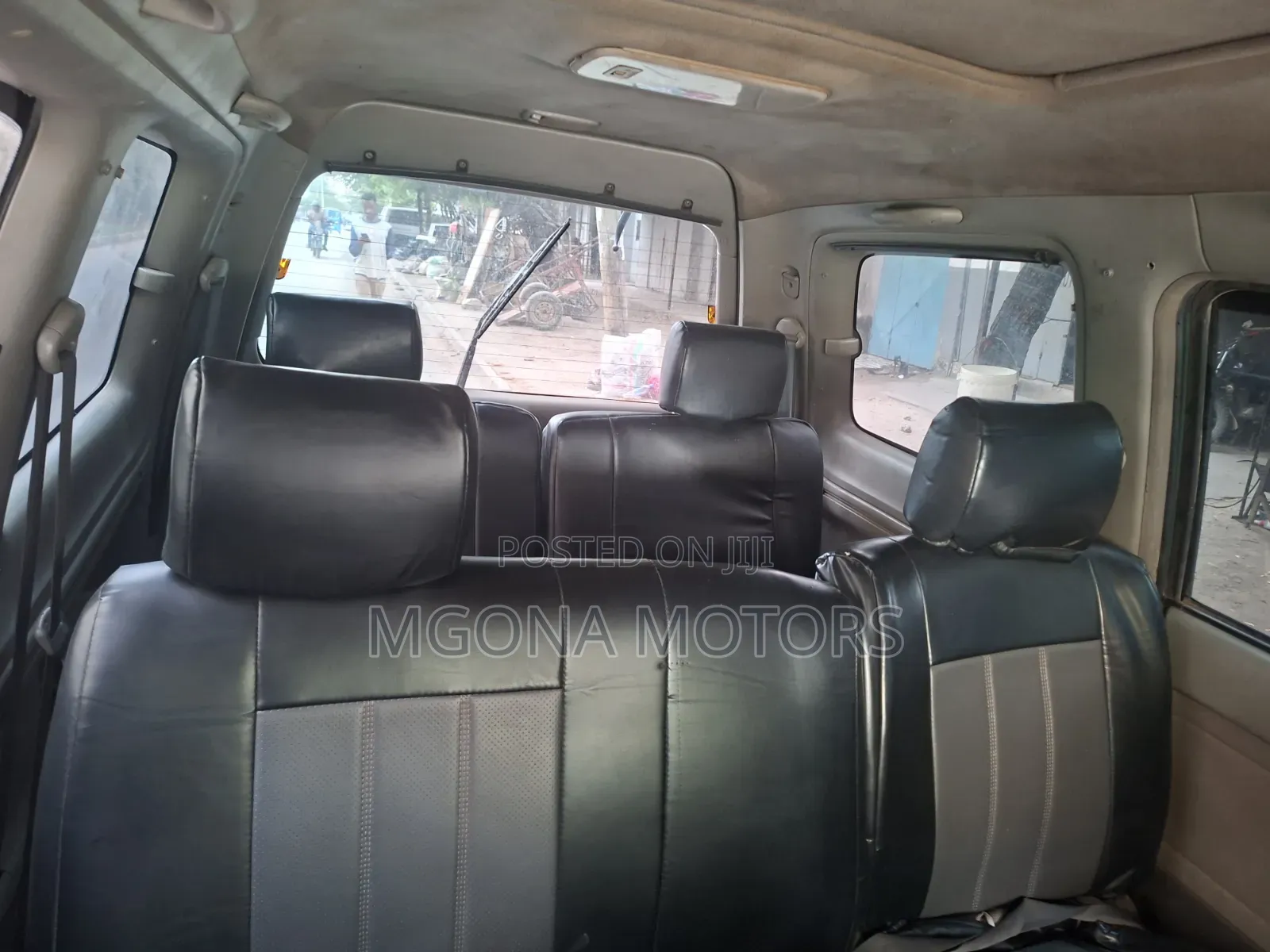 Toyota Noah 2.0 AWD (8 Seater) 2005 Green