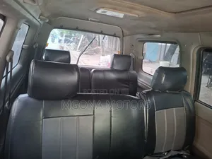 Toyota Noah 2.0 AWD (8 Seater) 2005 Green