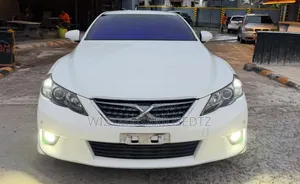 Toyota Mark X 2.5 AWD 2012 Off white