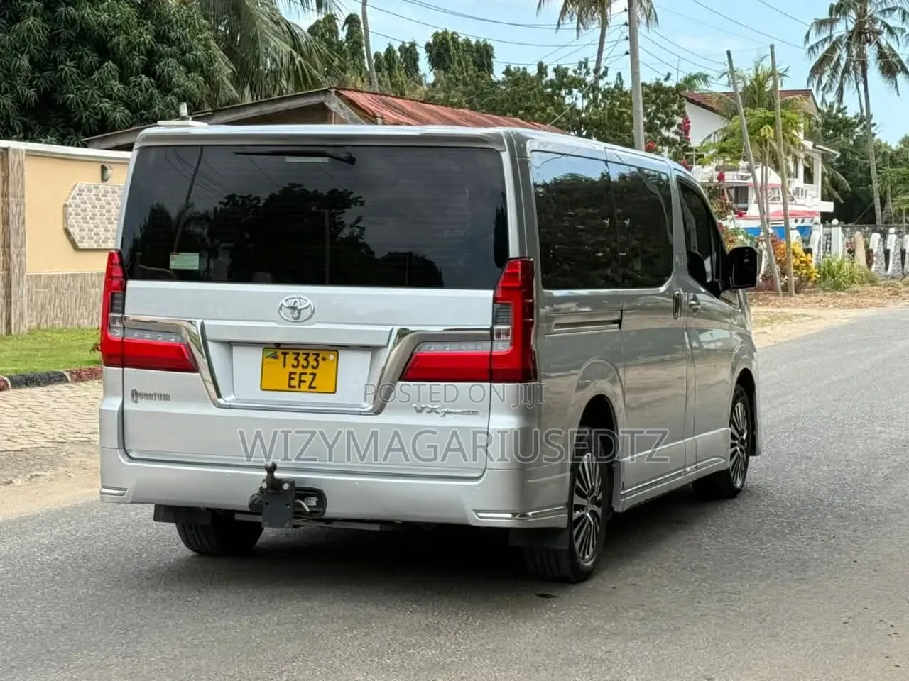 Toyota Quantum 2019 Silver
