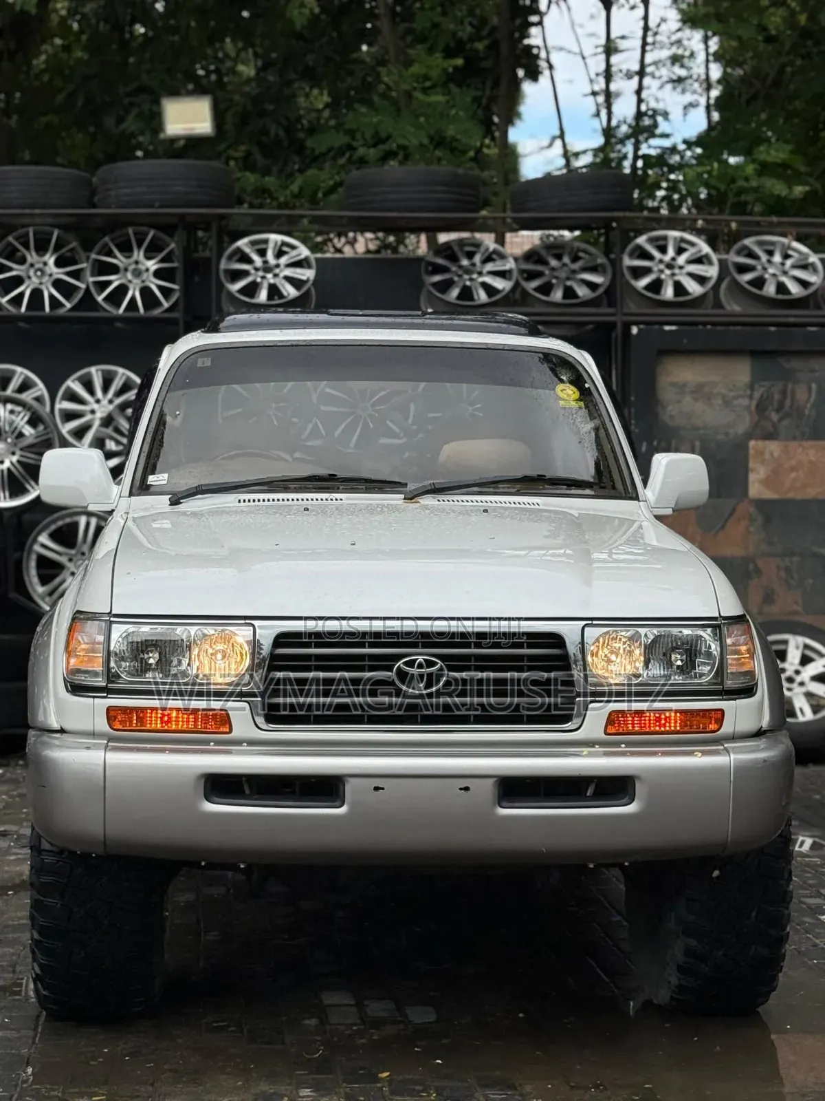 Toyota Land Cruiser 90 1997 Silver