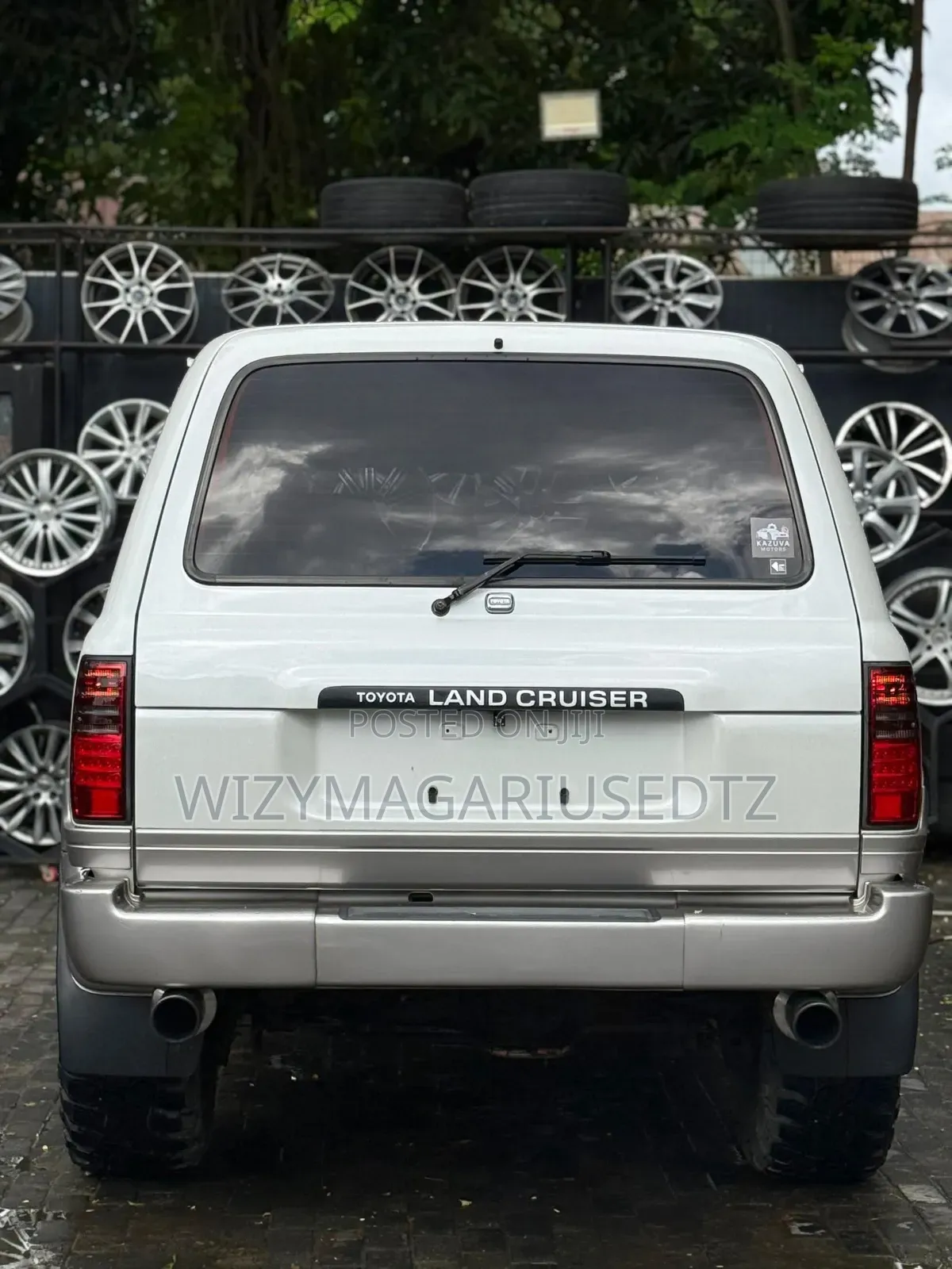 Toyota Land Cruiser 90 1997 Silver