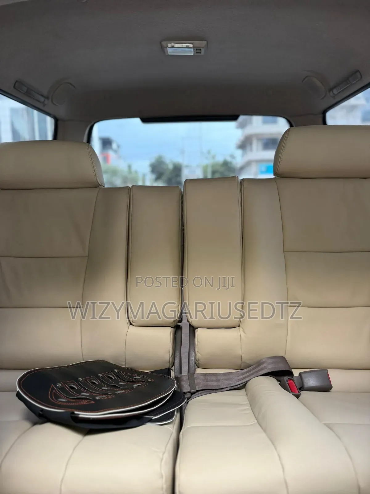 Toyota Land Cruiser 90 1997 Silver