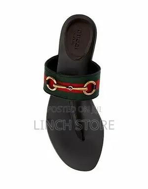 Gucci Slip on Sandals Comes With Bag