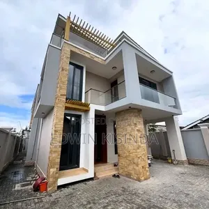 5bdrm House in Sinza, Kinondoni for rent