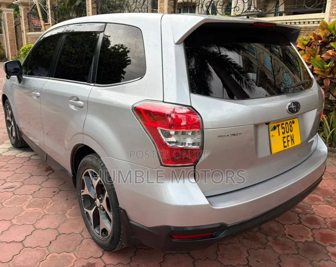 Subaru Forester 2013 Silver