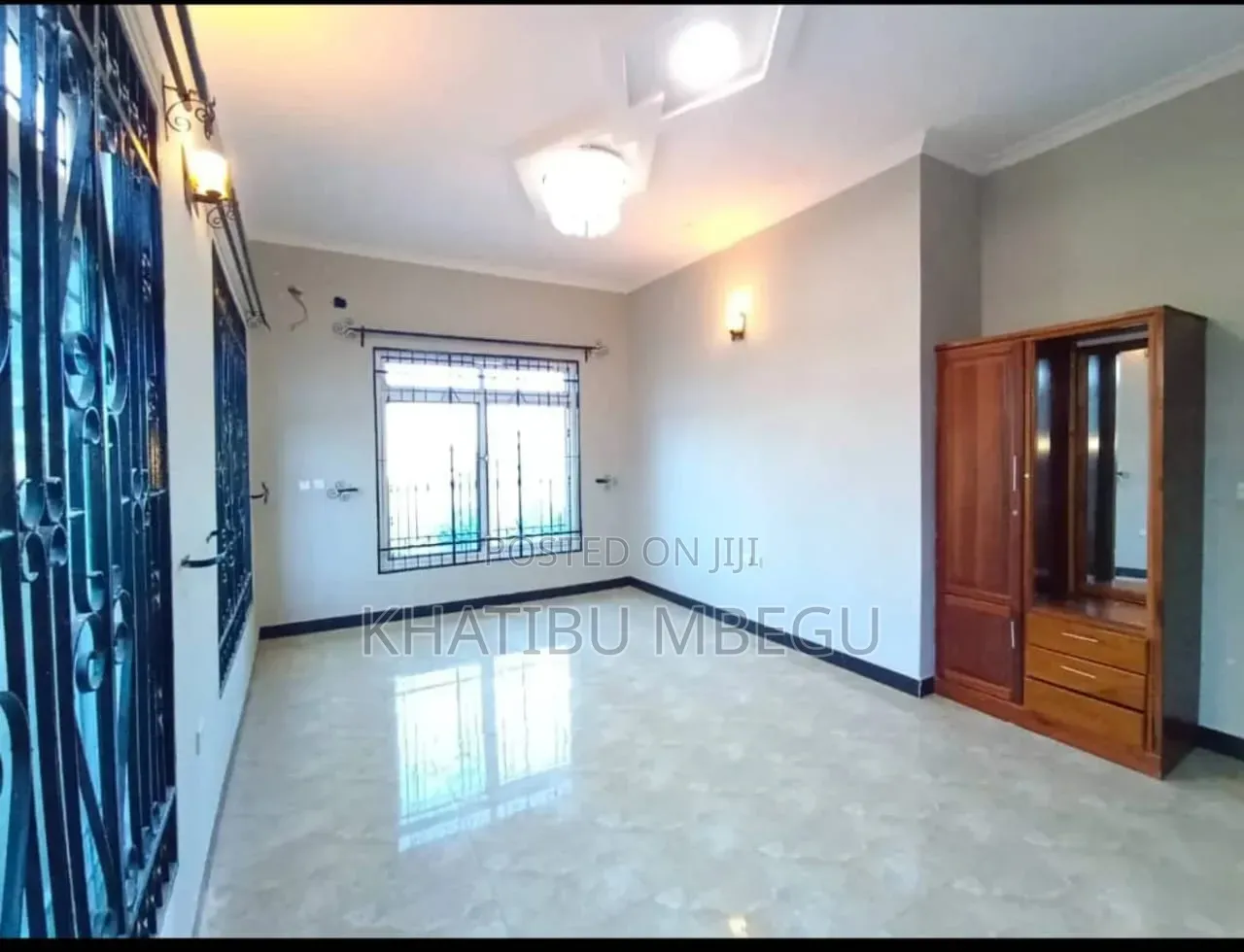 4bdrm Mansion in Tegeta, Bunju for rent