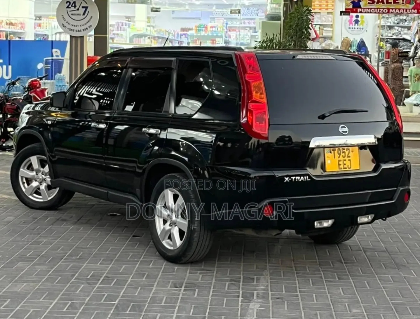 Nissan X-Trail 2010 Black