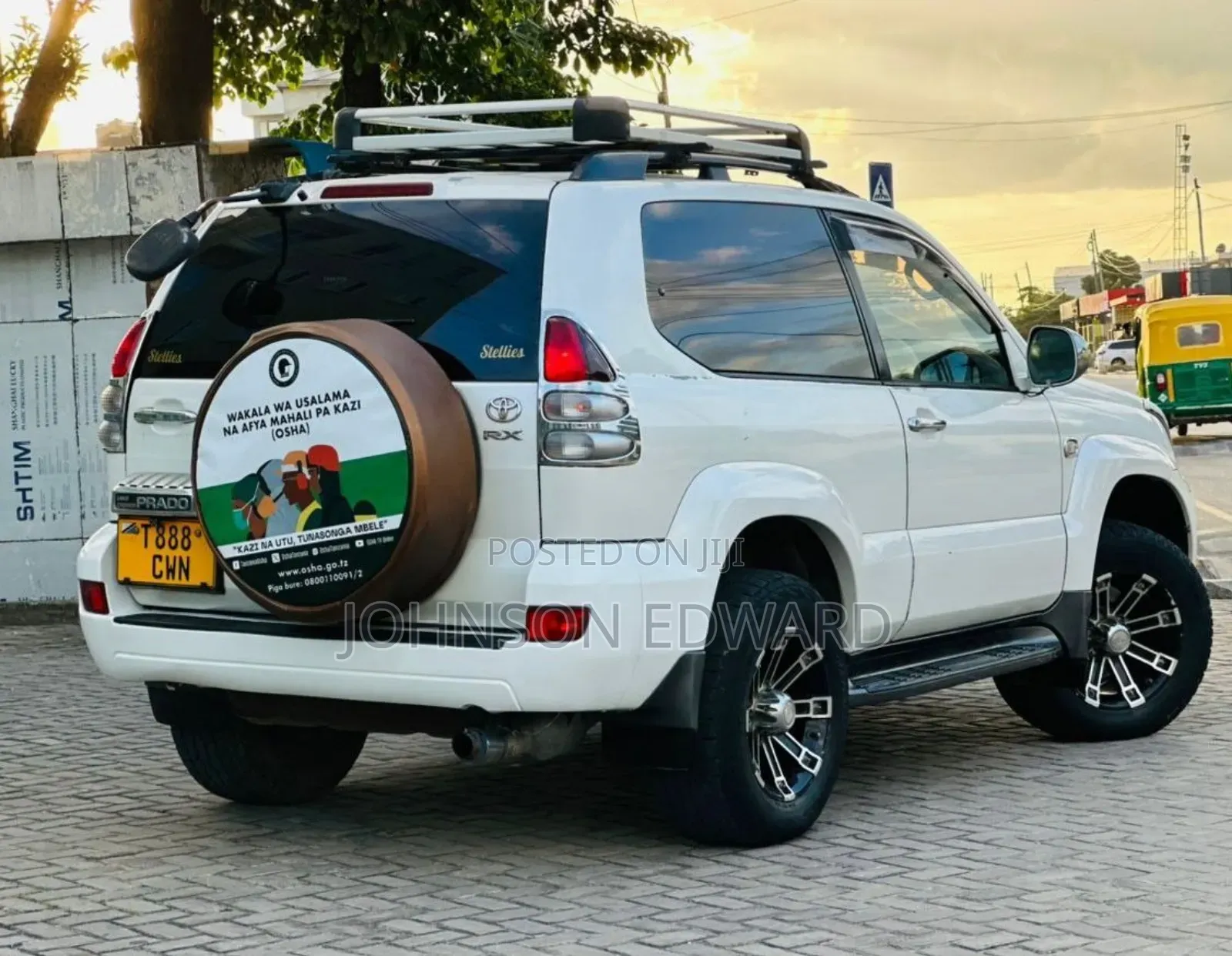 Toyota Land Cruiser Prado 2006 White