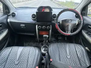 Toyota IST 2004 Beige
