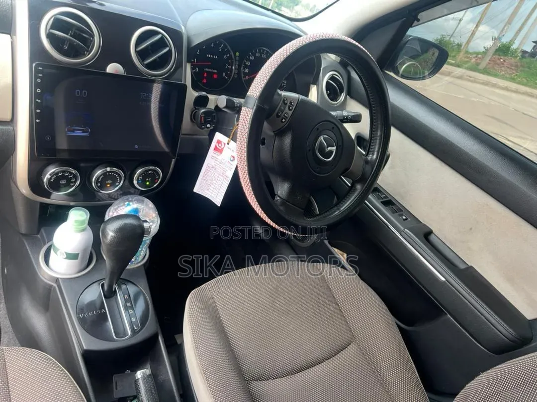 Mazda Verisa 2009 Black