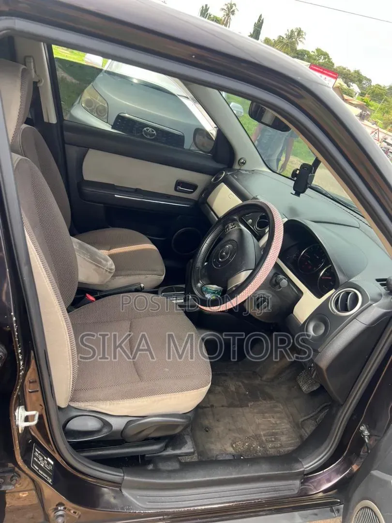 Mazda Verisa 2009 Black