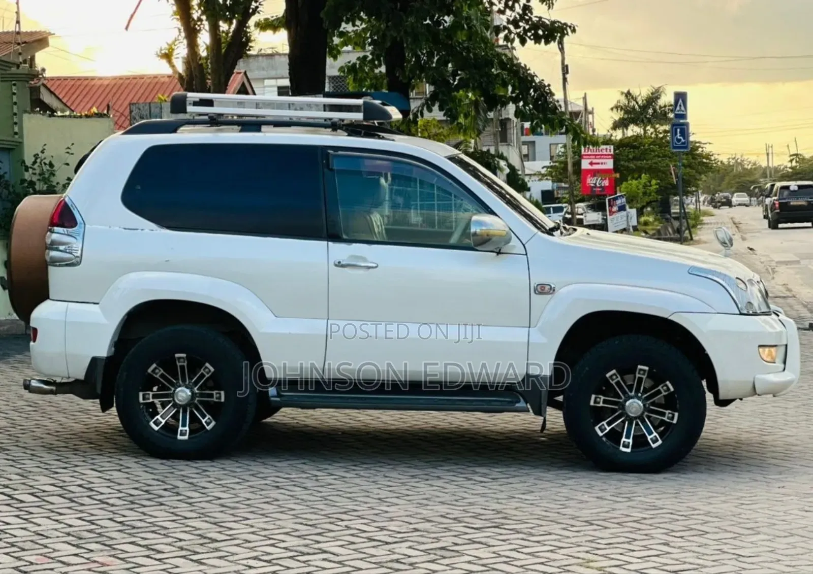 Toyota Land Cruiser Prado 2006 White
