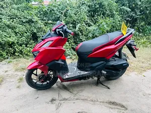 Honda CBX 2022 Red