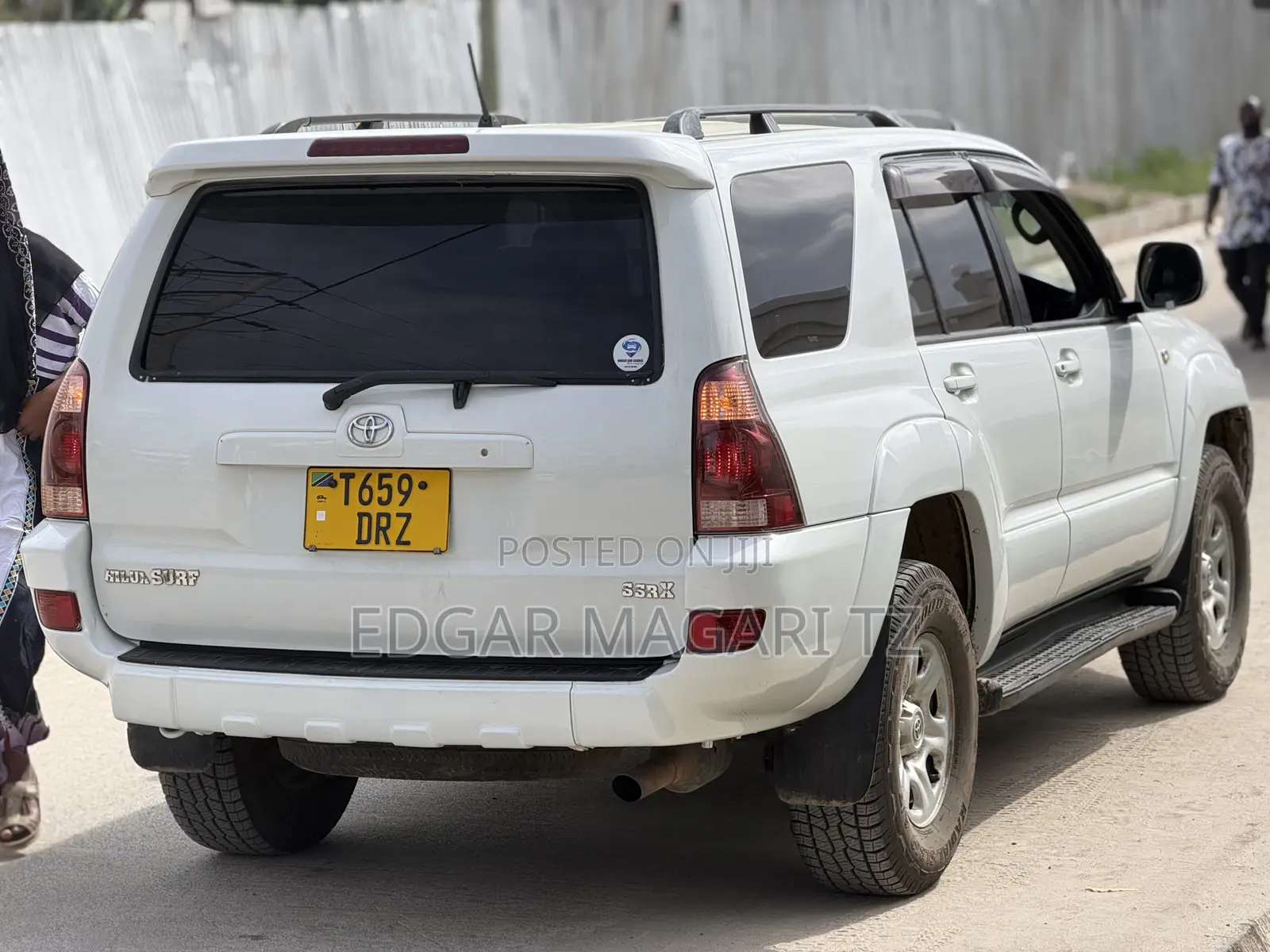Toyota Hilux Surf 2009 White