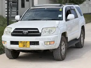 Toyota Hilux Surf 2009 White