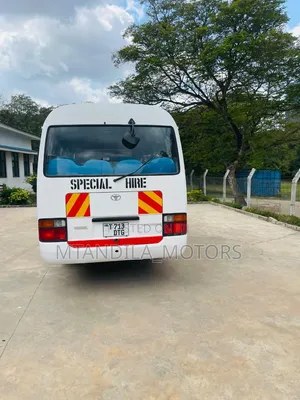 Toyota Coaster 2003 White