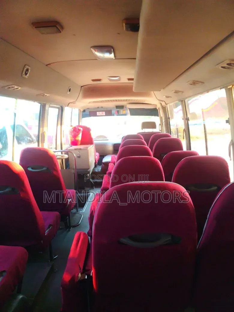 Toyota Coaster 2003 White