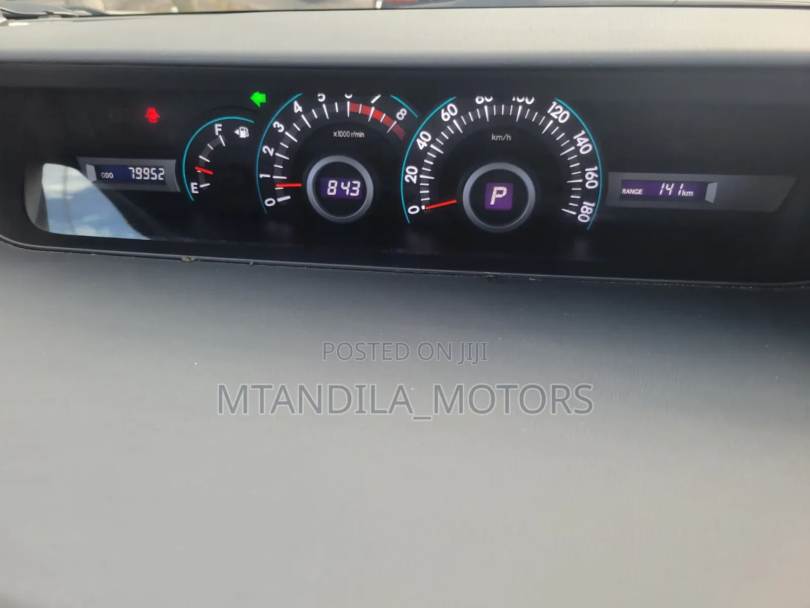 Toyota Noah 2.0 143hp AWD (7 Seater) 2009 Gray