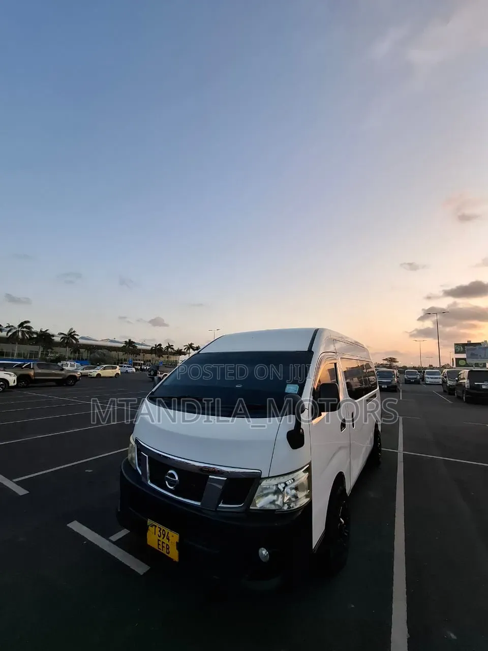 Nissan Caravan (Urvan) 2013 White