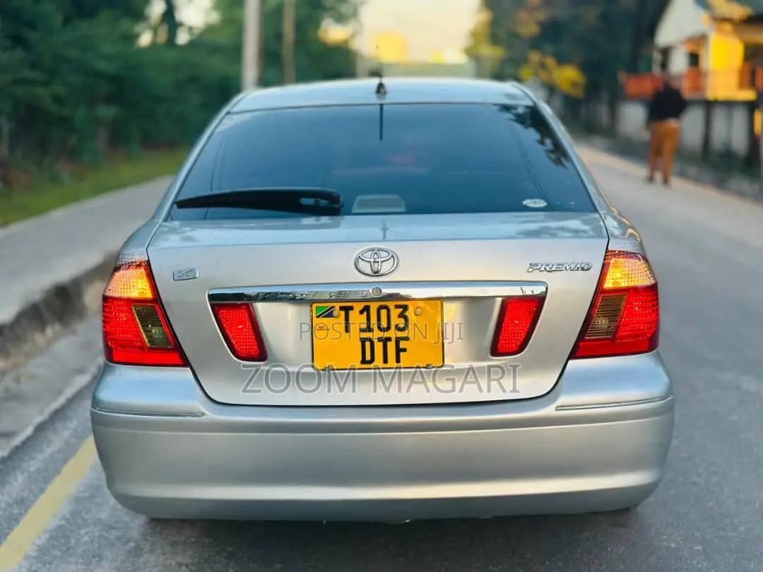Toyota Premio 2004 Silver