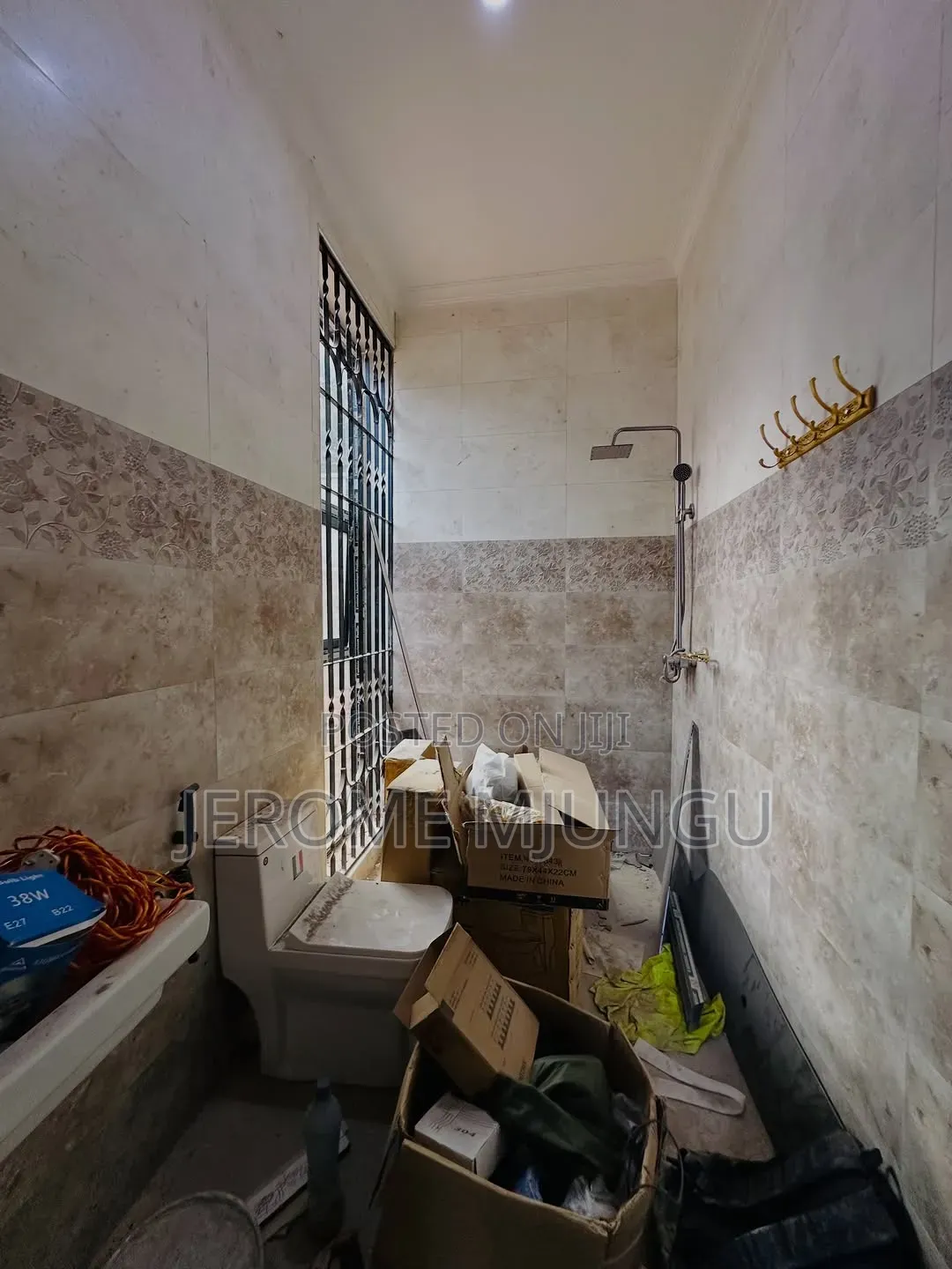 6bdrm House in Tabata for sale