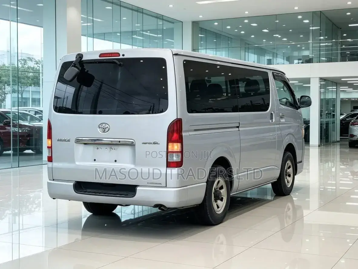 Toyota Quantum 2008 Silver