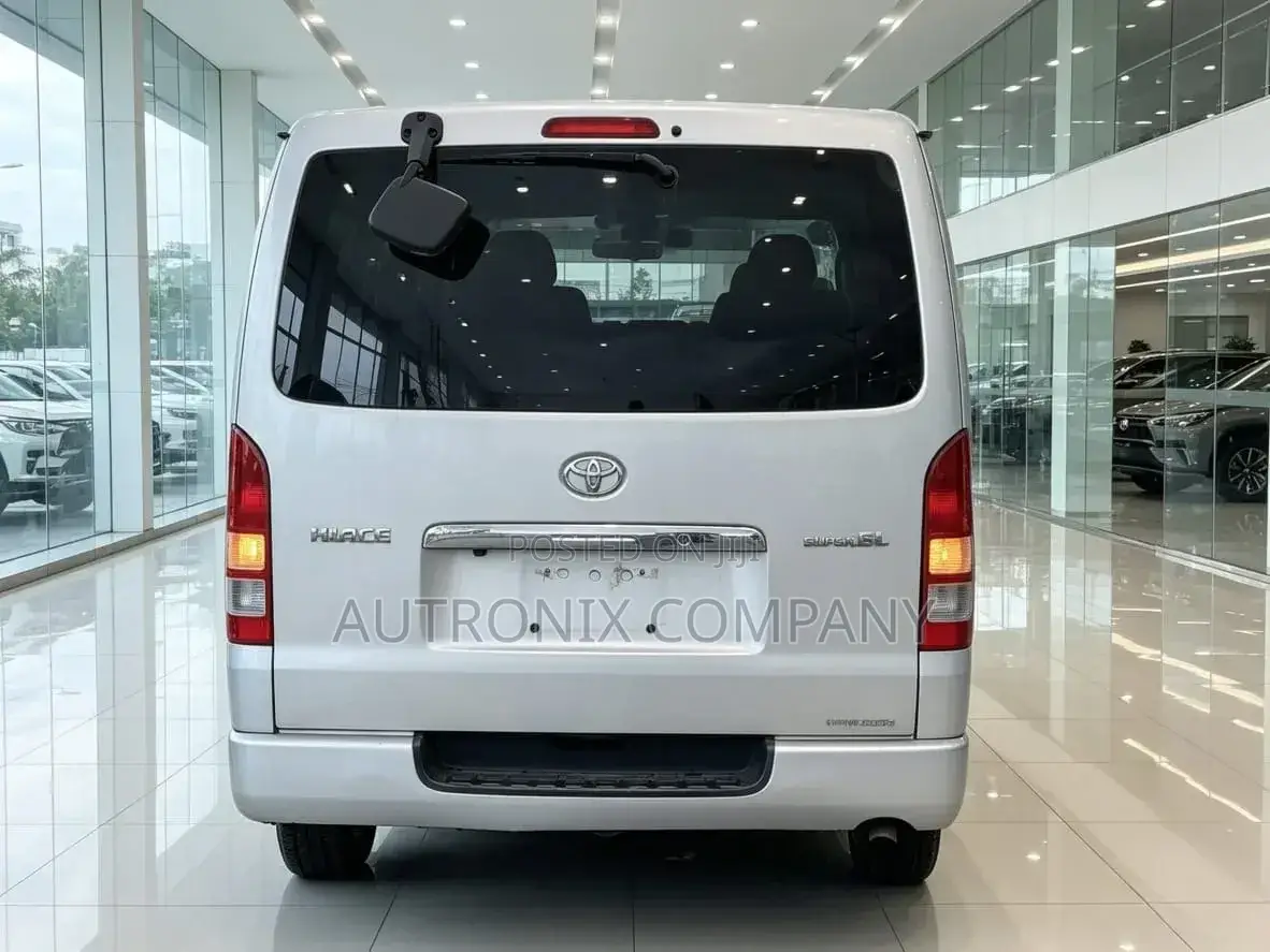 Toyota Quantum 2008 Silver