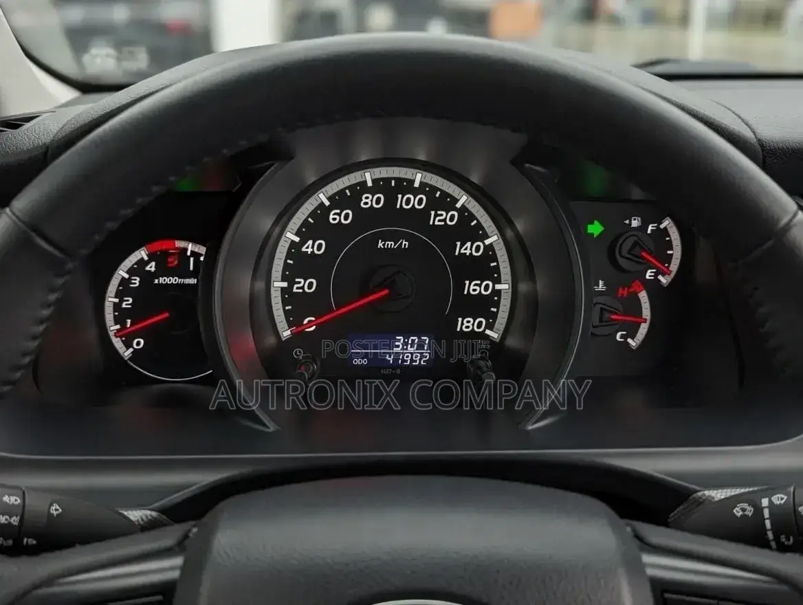 Toyota Quantum 2008 Silver