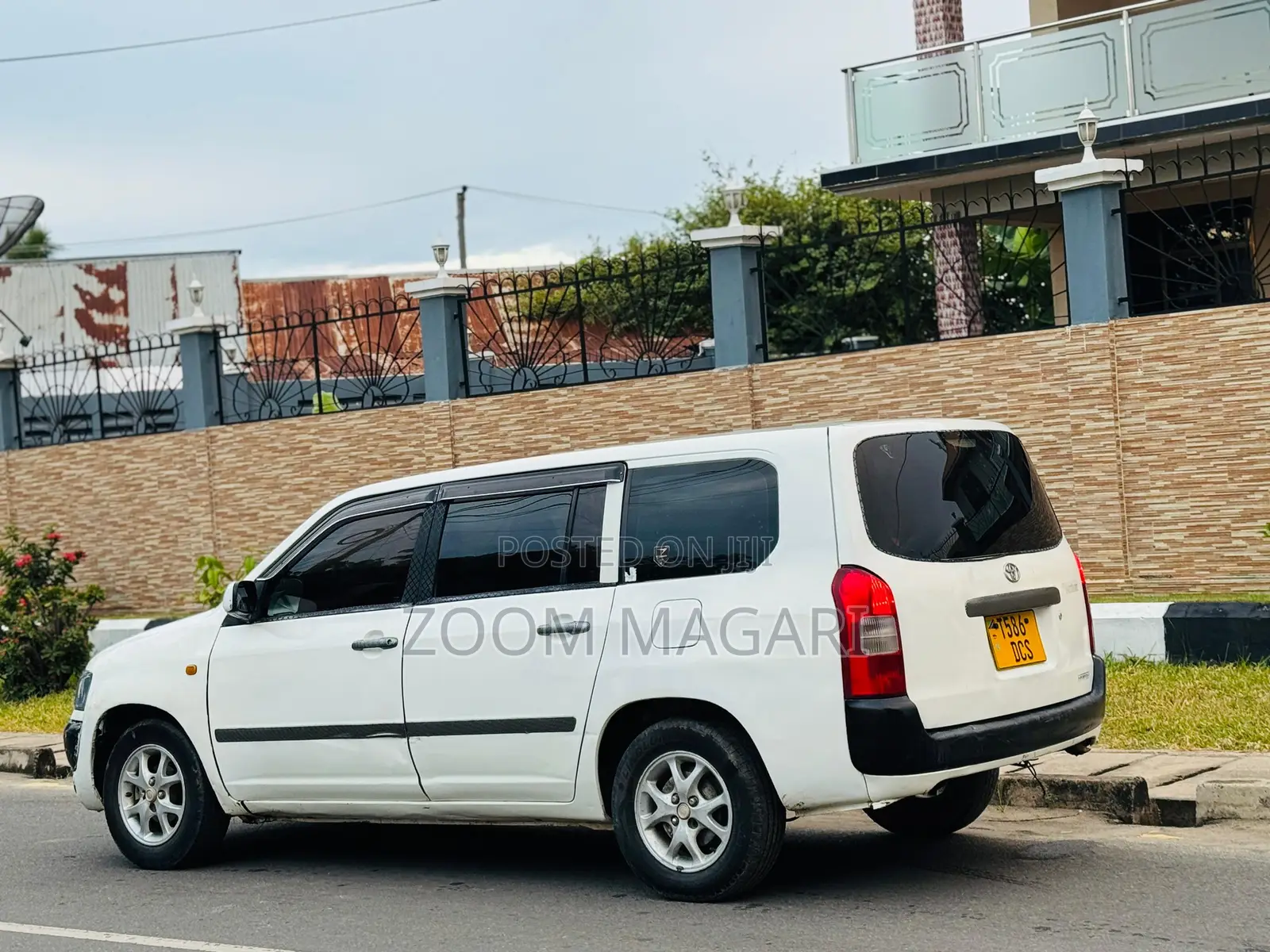 Toyota Probox 2004 White