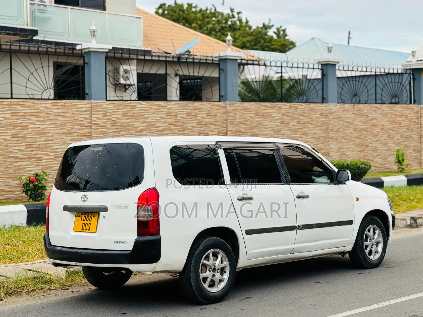 Toyota Probox 2004 White