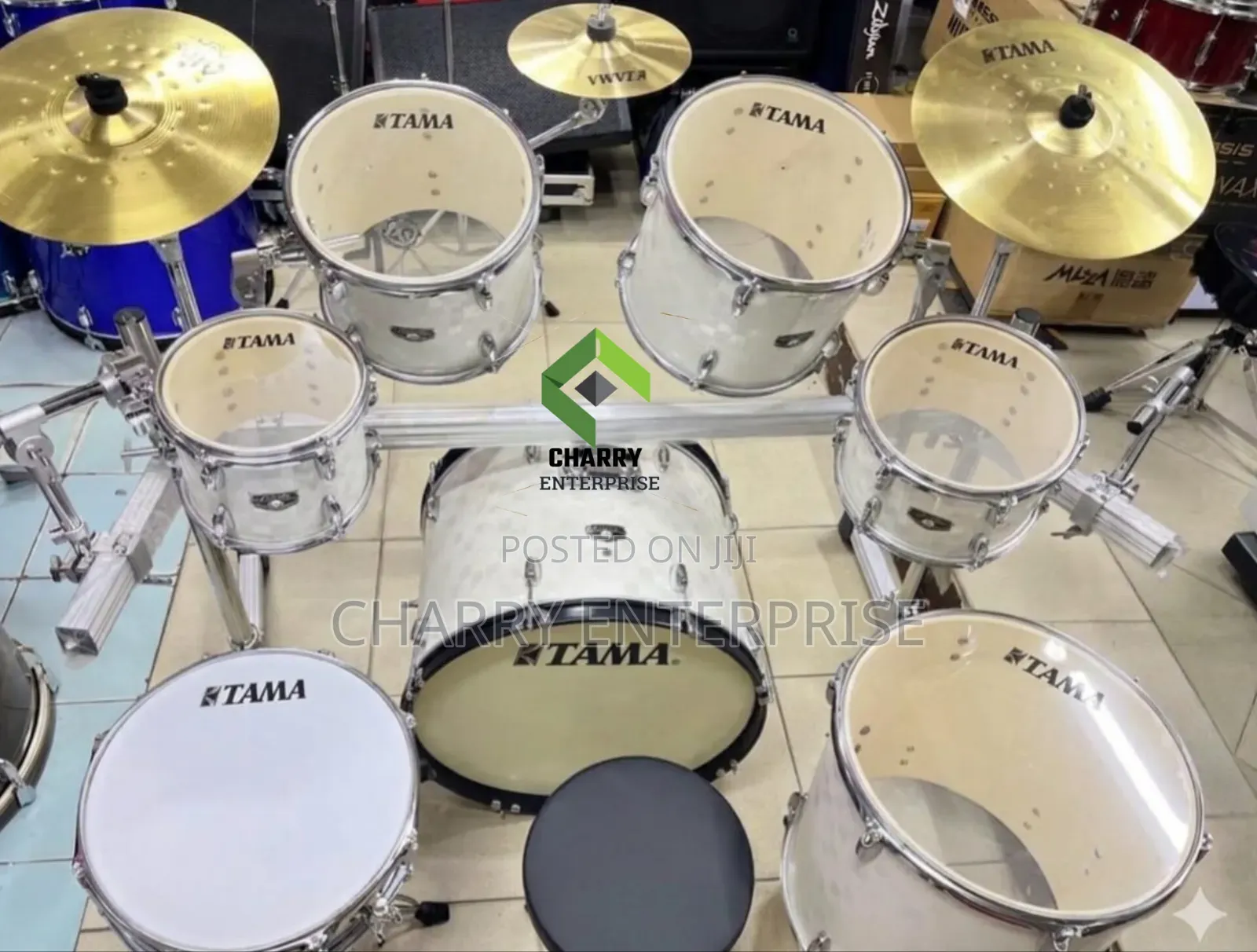Professional Tama Acoustic Drum Set of 7 Pieces With Classic Finish.