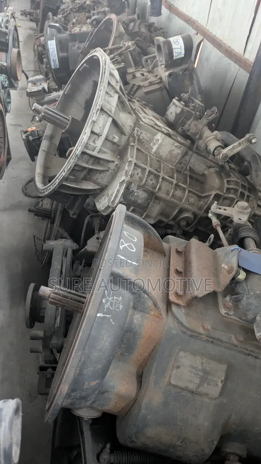 Gearbox Za Malori Na Mabasi